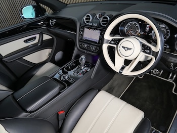 Used Bentley Bentayga 2018 for sale - 78920046: Photo