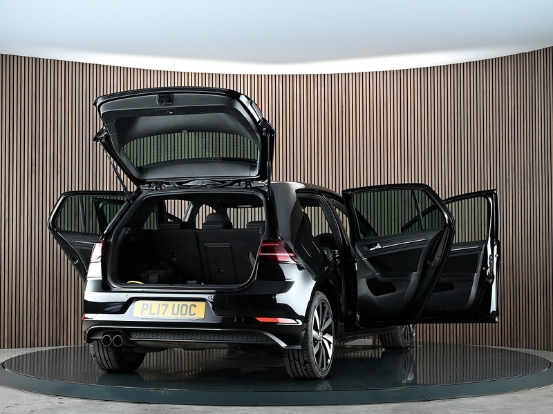 Used Volkswagen Golf 2017 for sale - 77920928: Photo 19