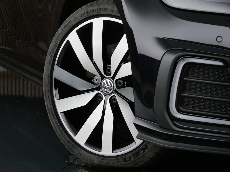 Used Volkswagen Golf 2017 for sale - 77920928: Photo 22