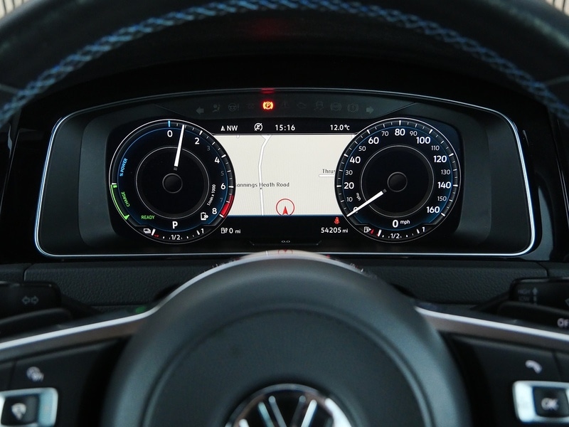 Used Volkswagen Golf 2017 for sale - 77920928: Photo 25