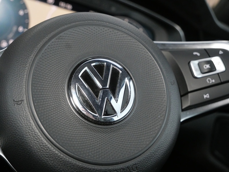 Used Volkswagen Golf 2017 for sale - 77920928: Photo 39