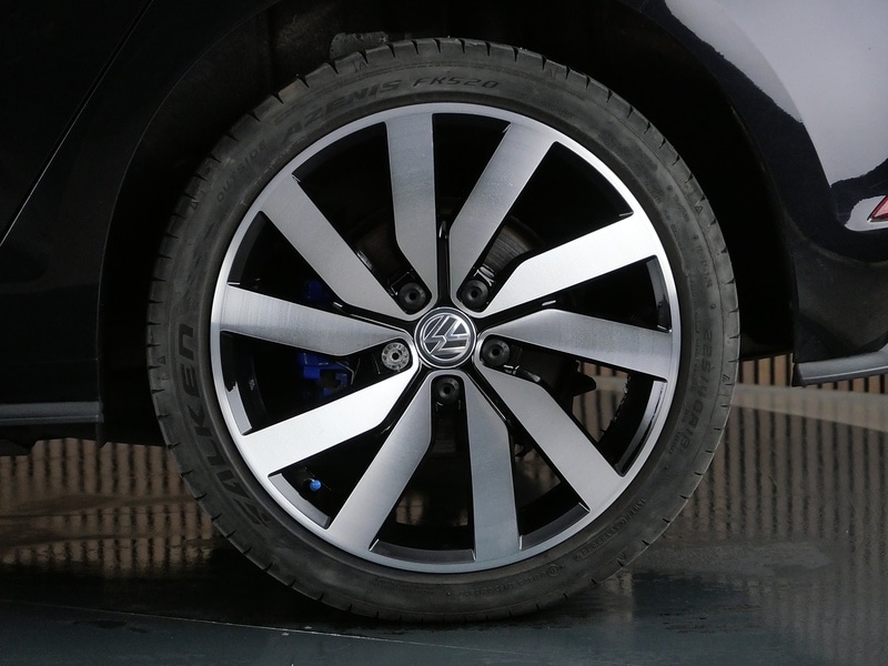 Used Volkswagen Golf 2017 for sale - 77920928: Photo 46