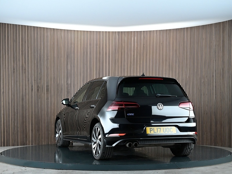 Used Volkswagen Golf 2017 for sale - 77920928: Photo 8