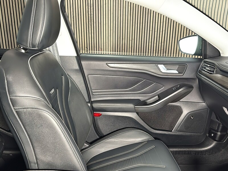 Used Ford Focus 2021 for sale - 77840737: Photo 32