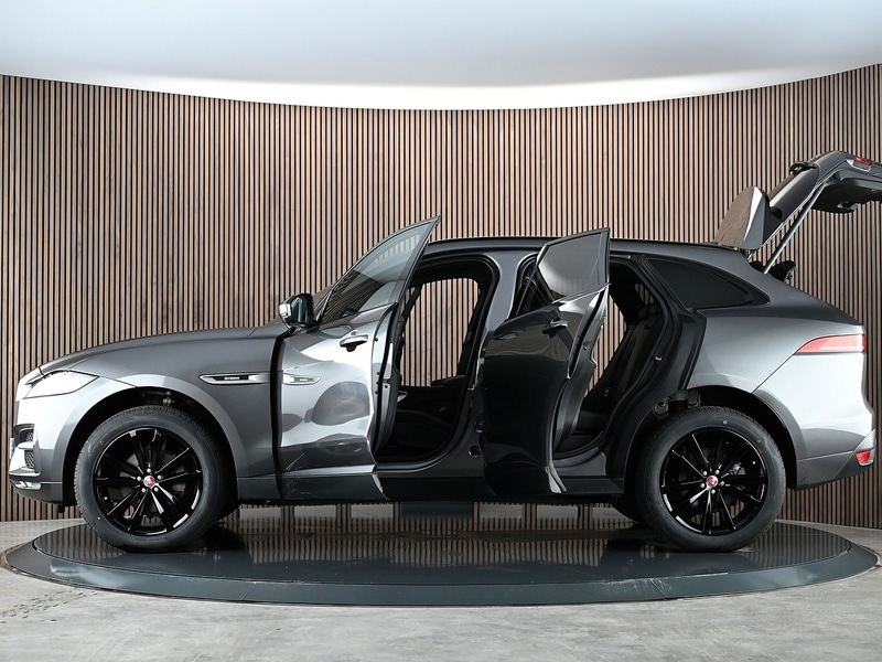 Used Jaguar F-Pace 2018 for sale - 77328800: Photo 21