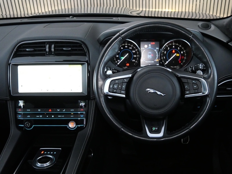 Used Jaguar F-Pace 2018 for sale - 77328800: Photo 26