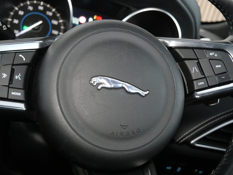 Used Jaguar F-Pace 2018 for sale - 77328800: Photo 37