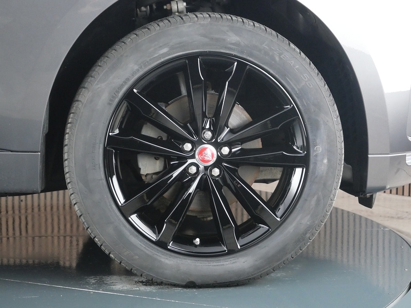 Used Jaguar F-Pace 2018 for sale - 77328800: Photo 46