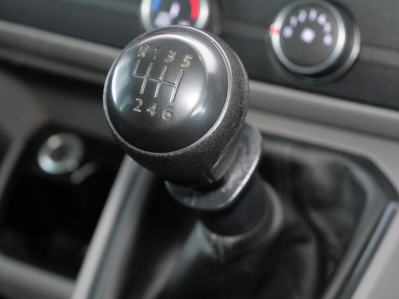 Used Volkswagen Transporter 2019 for sale - 77937380: Photo 39