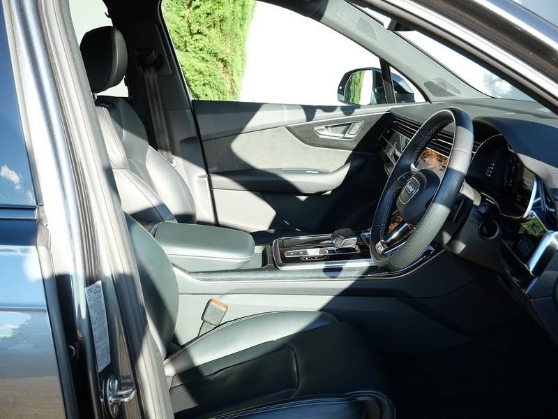 Used Audi Q7 2021 for sale - 76353010: Photo 21