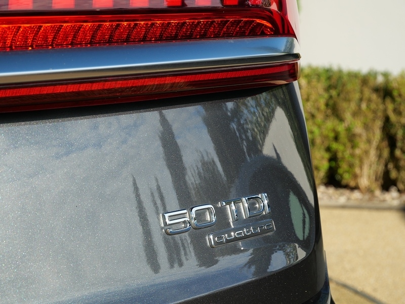 Used Audi Q7 2021 for sale - 76353010: Photo 35