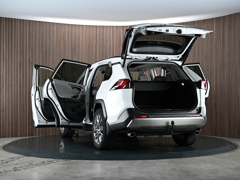 Used Toyota RAV4 2023 for sale - 77850947: Photo 17