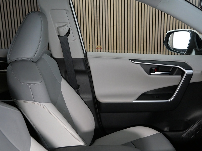 Used Toyota RAV4 2023 for sale - 77850947: Photo 31