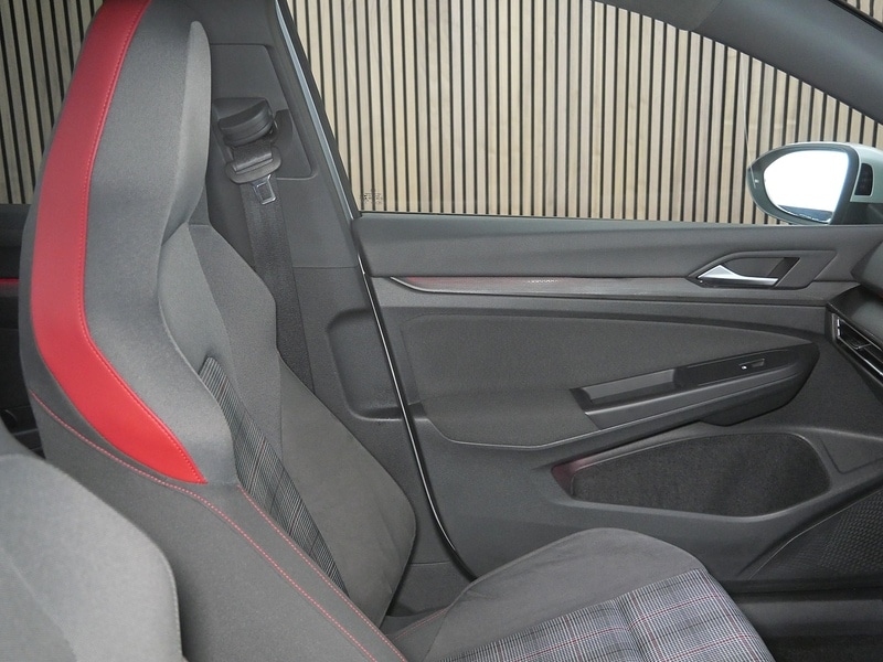 Used Volkswagen Golf 2020 for sale - 78097589: Photo 32