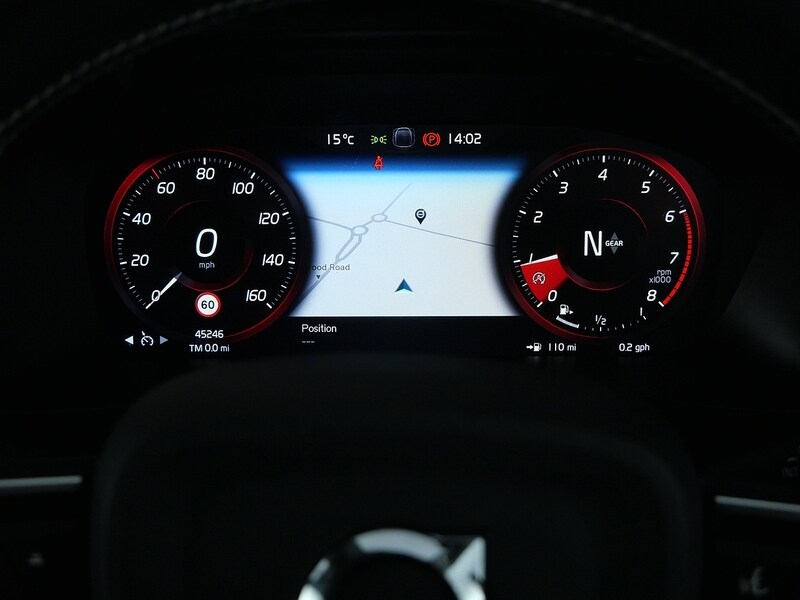 Used Volvo XC40 2021 for sale - 77409104: Photo 25