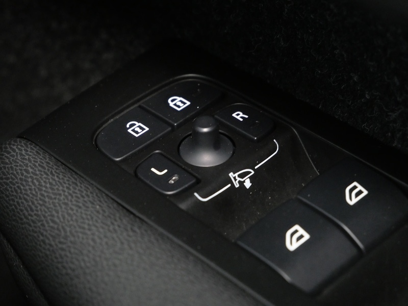 Used Volvo XC40 2021 for sale - 77409104: Photo 38