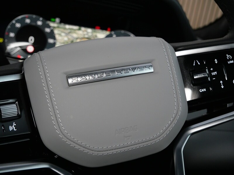 Used Land Rover Range Rover Evoque 2023 for sale - 77840772: Photo 39