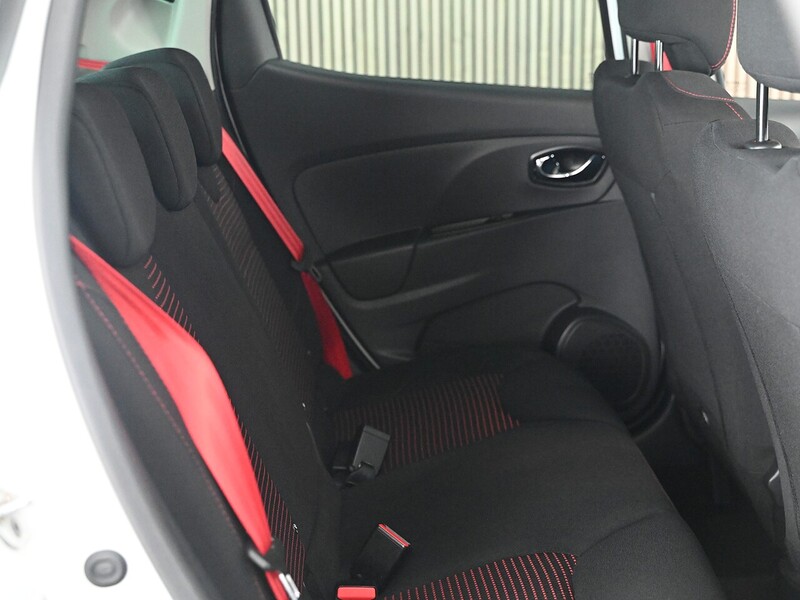 Used Renault Clio 2014 for sale - 77027647: Photo 21