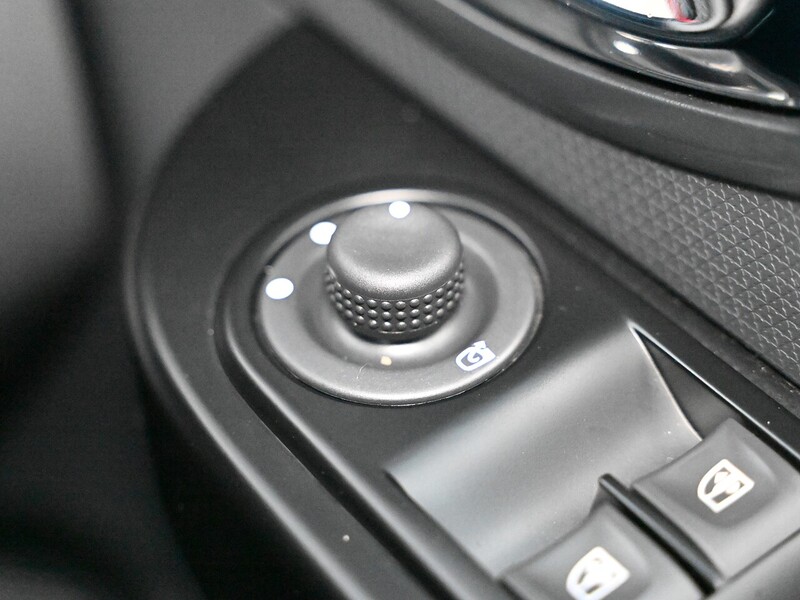 Used Renault Clio 2014 for sale - 77027647: Photo 28