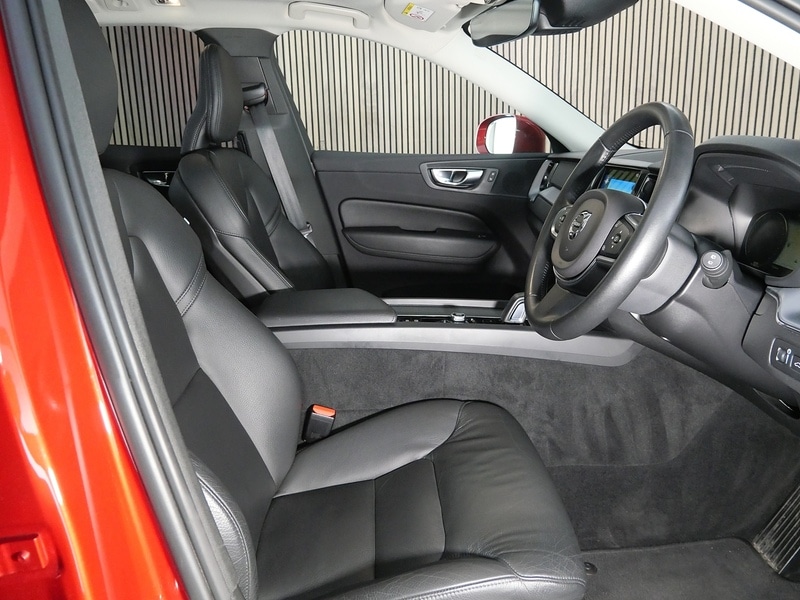 Used Volvo XC60 2021 for sale - 77288646: Photo 31