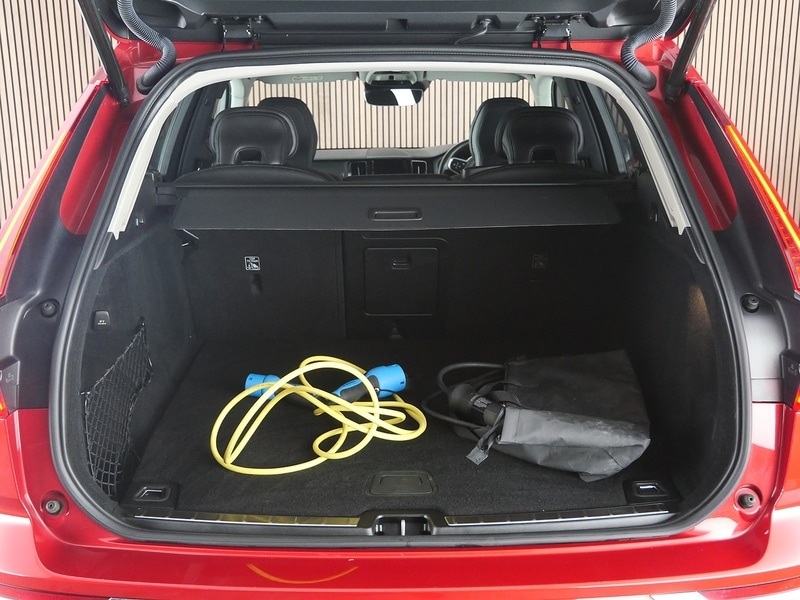 Used Volvo XC60 2021 for sale - 77288646: Photo 48