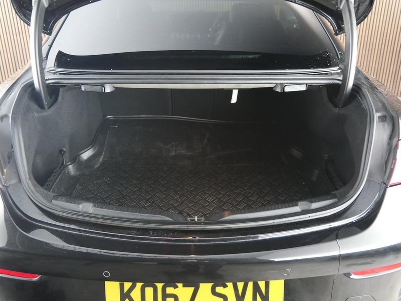 Used Mercedes-Benz E Class 2018 for sale - 77370310: Photo 48