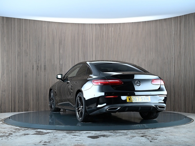 Used Mercedes-Benz E Class 2018 for sale - 77370310: Photo 8