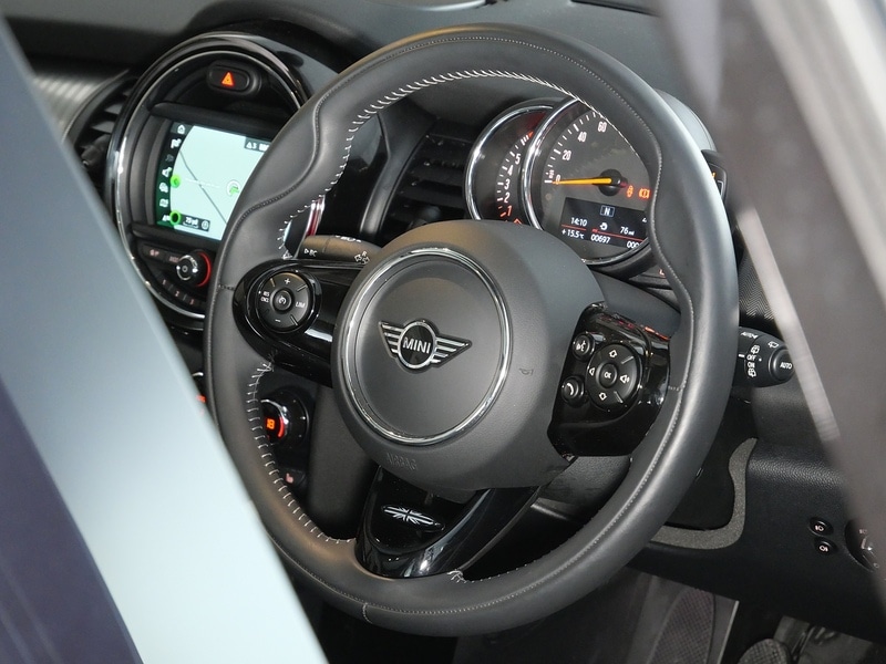 Used MINI Hatch 2021 for sale - 77937376: Photo 24