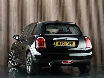 Used MINI Hatch 2021 for sale - 77937376: Photo
