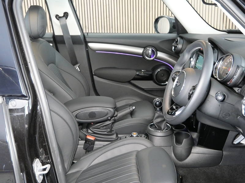 Used MINI Hatch 2021 for sale - 77937376: Photo 32