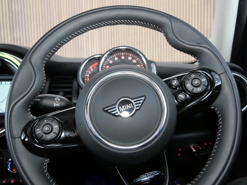 Used MINI Hatch 2021 for sale - 77937376: Photo 38