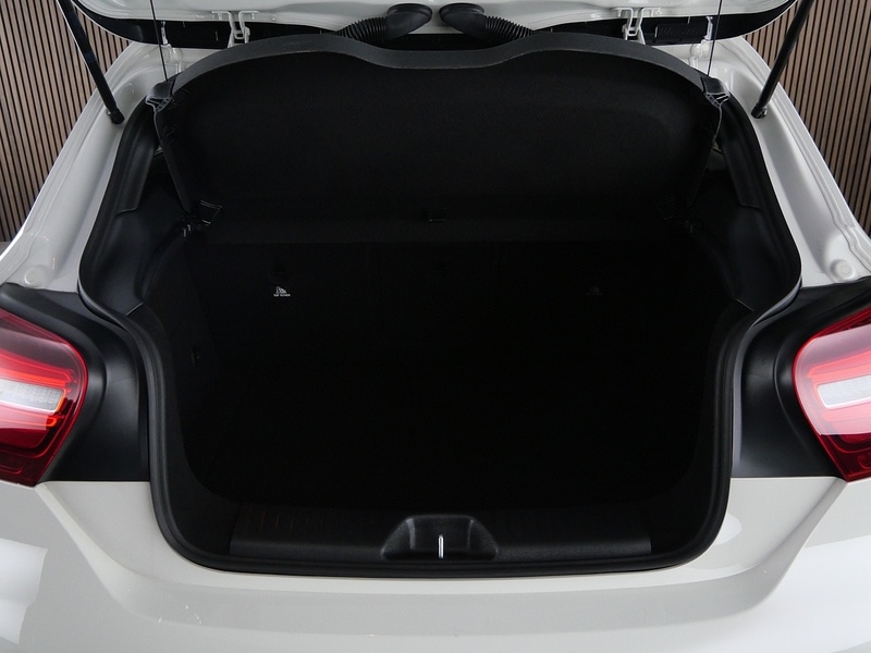 Used Mercedes-Benz A-Class 2017 for sale - 77227905: Photo 48