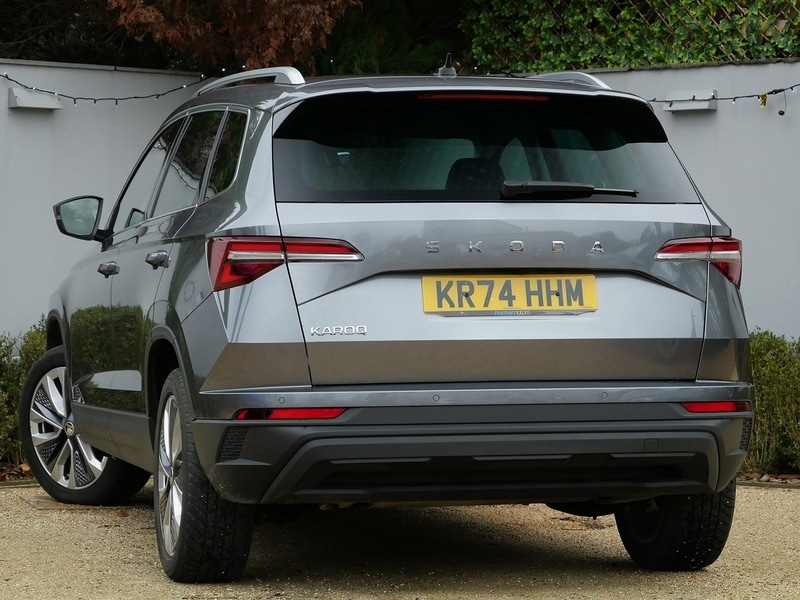 Used Skoda Karoq 2024 for sale - 76884516: Photo 2