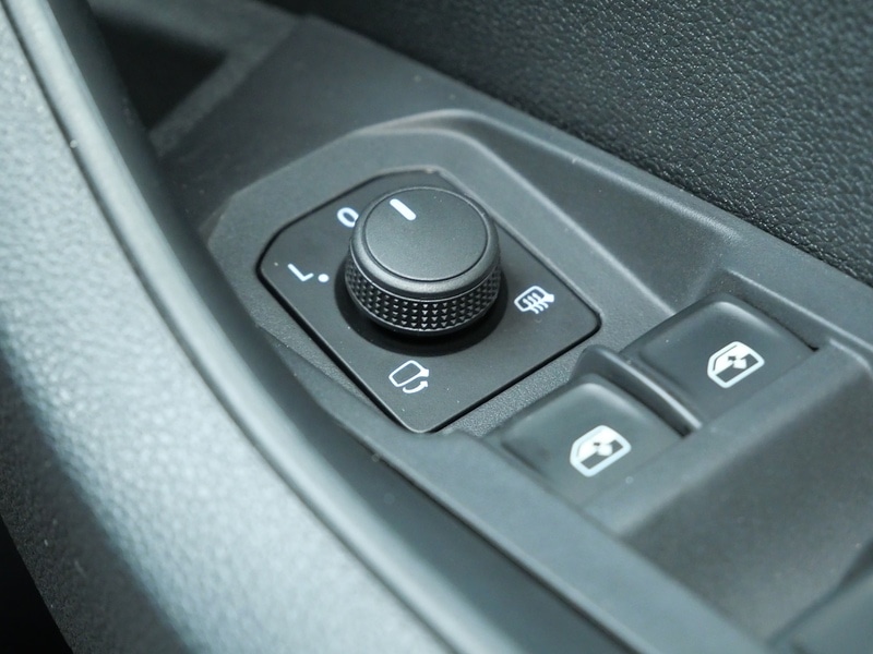 Used Skoda Karoq 2024 for sale - 76884516: Photo 29