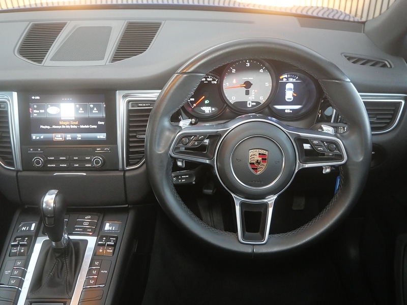 Used Porsche Macan 2017 for sale - 77840736: Photo 27