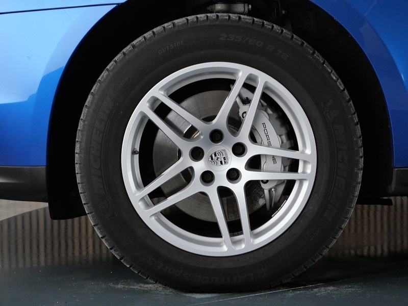 Used Porsche Macan 2017 for sale - 77840736: Photo 42