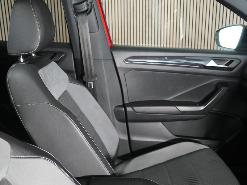 Used Volkswagen T-Roc 2019 for sale - 77288642: Photo 32