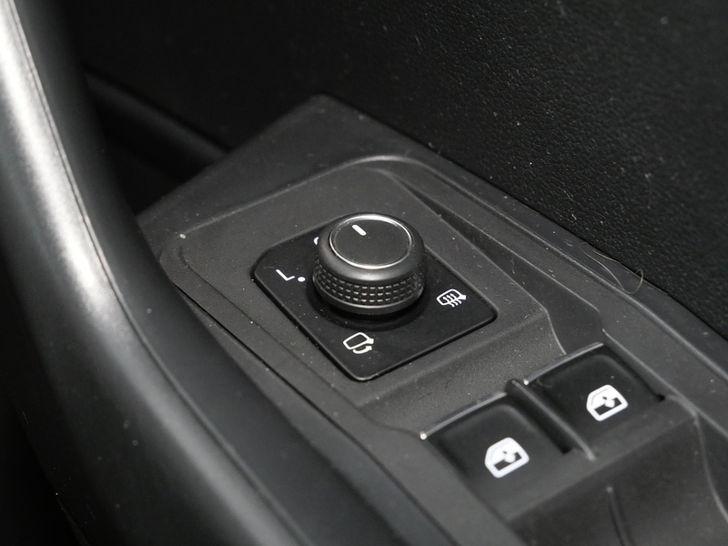 Used Volkswagen T-Roc 2019 for sale - 77288642: Photo 42