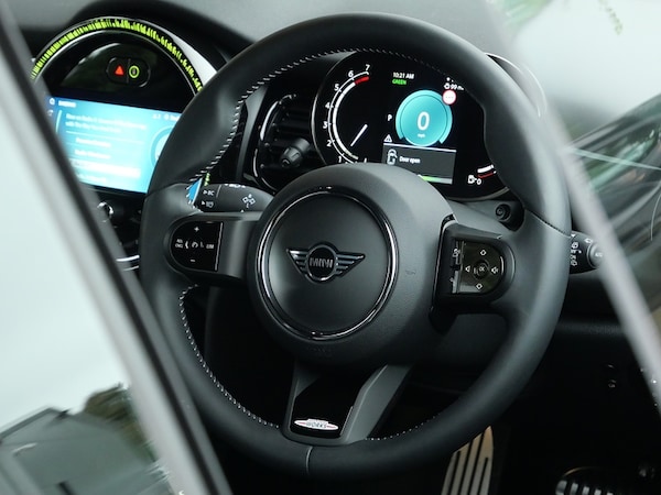 Used MINI Hatch 2023 for sale - 75983113: Photo 12