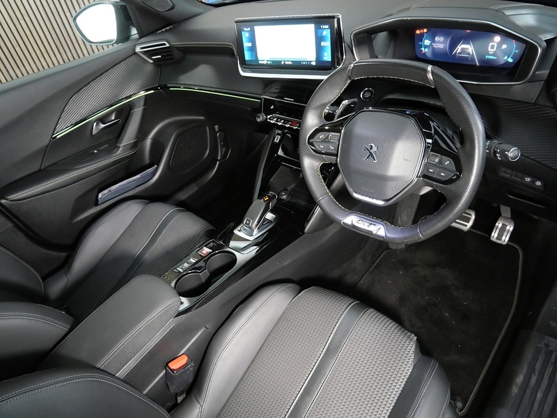 Used Peugeot 2008 2020 for sale - 77840771: Photo 3