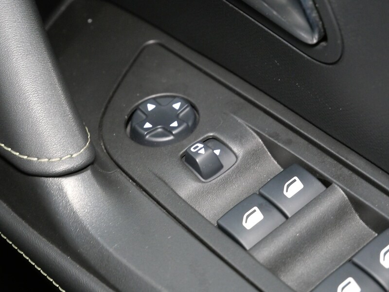 Used Peugeot 2008 2020 for sale - 77840771: Photo 41