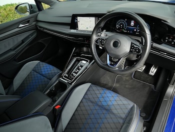 Used Volkswagen Golf 2023 for sale - 76148369: Photo