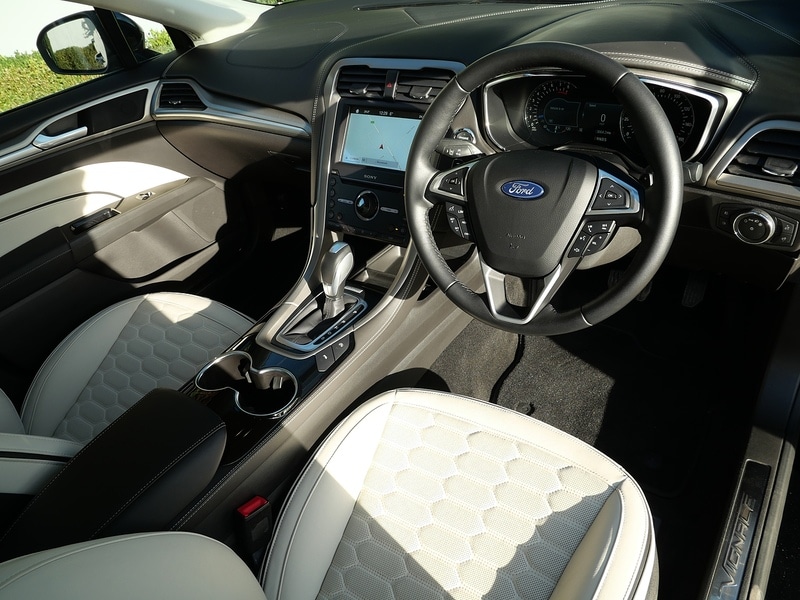 Used Ford Mondeo 2016 for sale - 76712157: Photo 3