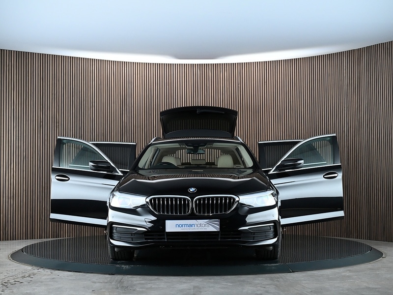 Used BMW 5 Series 2018 for sale - 78069546: Photo 15