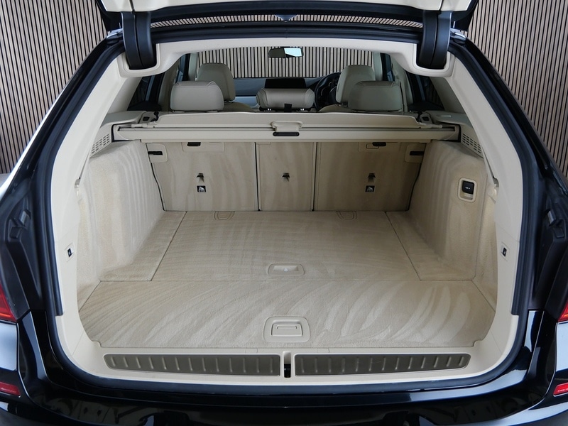 Used BMW 5 Series 2018 for sale - 78069546: Photo 48