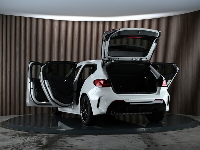 Used BMW 1 Series 2023 for sale - 77840651: Photo 17