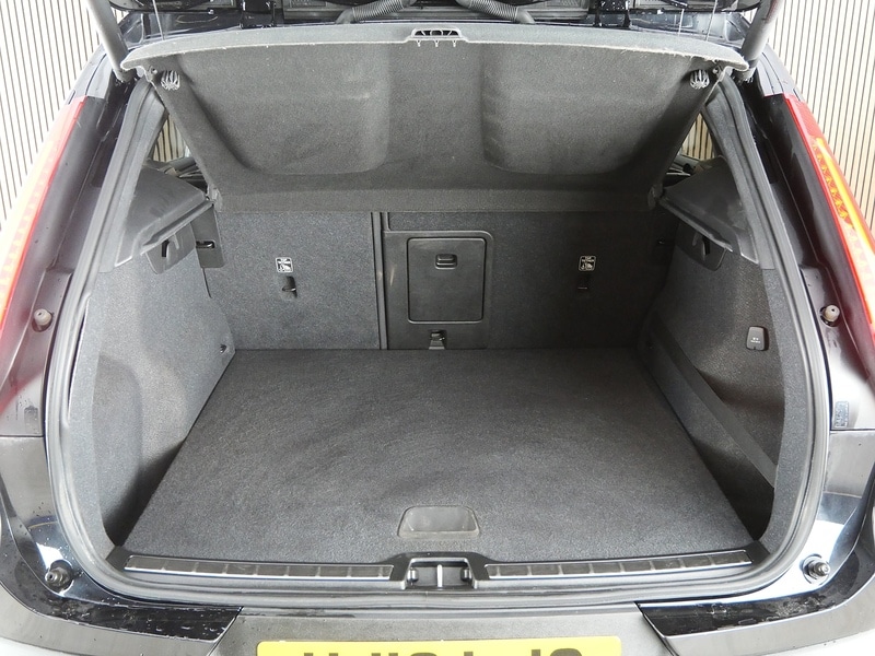 Used Volvo XC40 2019 for sale - 78031161: Photo 49