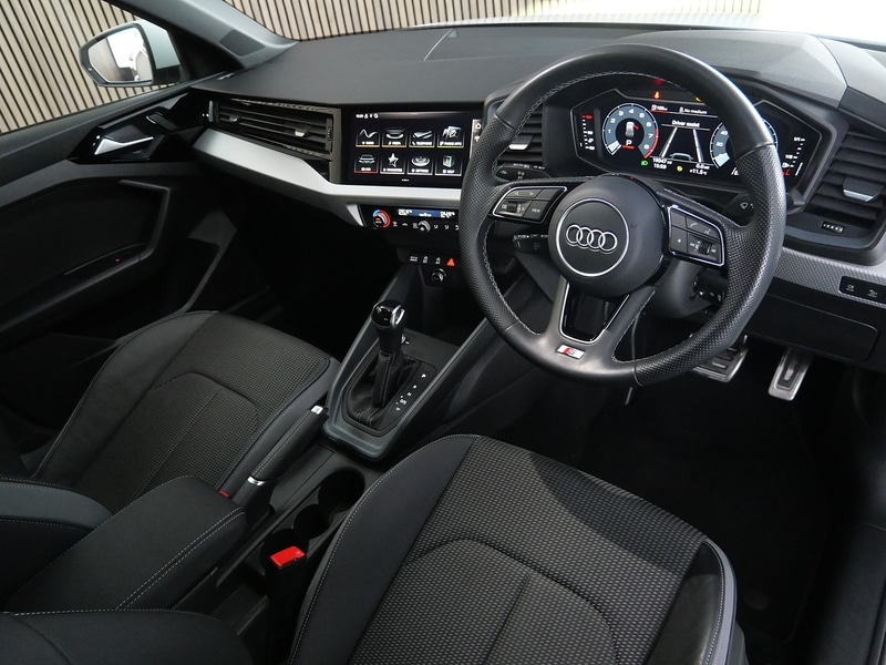 Used Audi A1 2023 for sale - 77153987: Photo 2