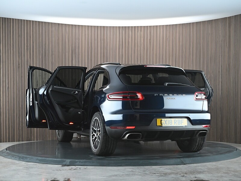 Used Porsche Macan 2018 for sale - 77200910: Photo 17
