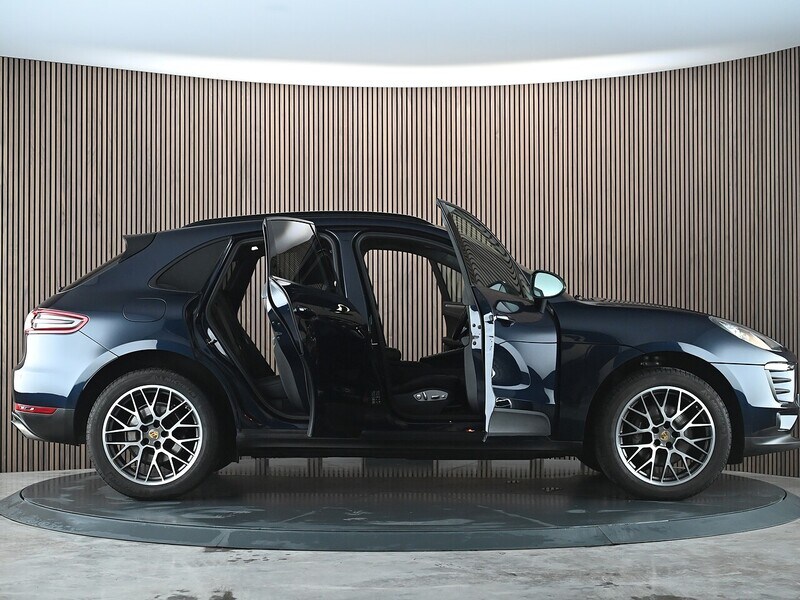 Used Porsche Macan 2018 for sale - 77200910: Photo 20